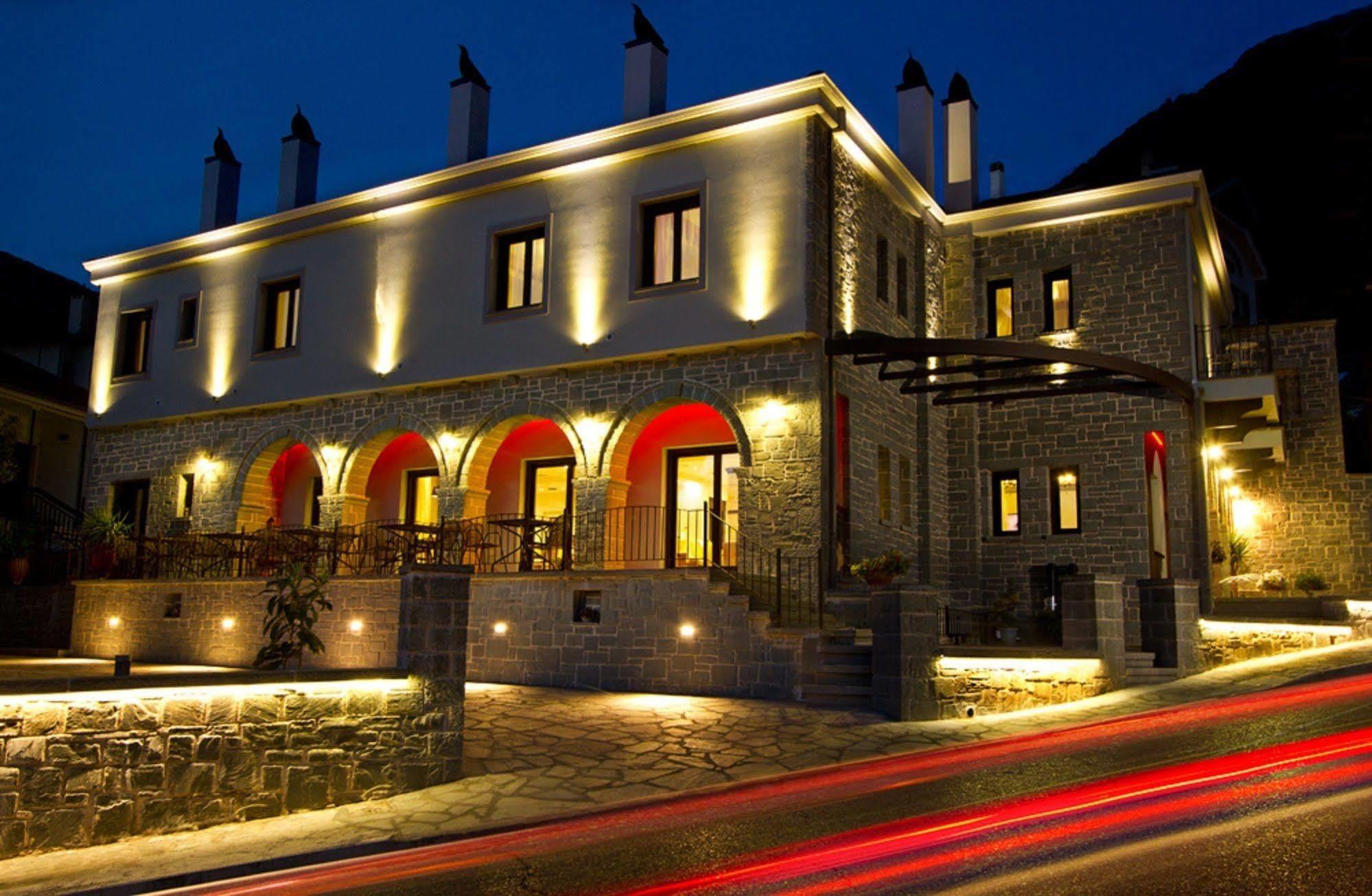 Hotel Rodovoli 코니차 외부 사진